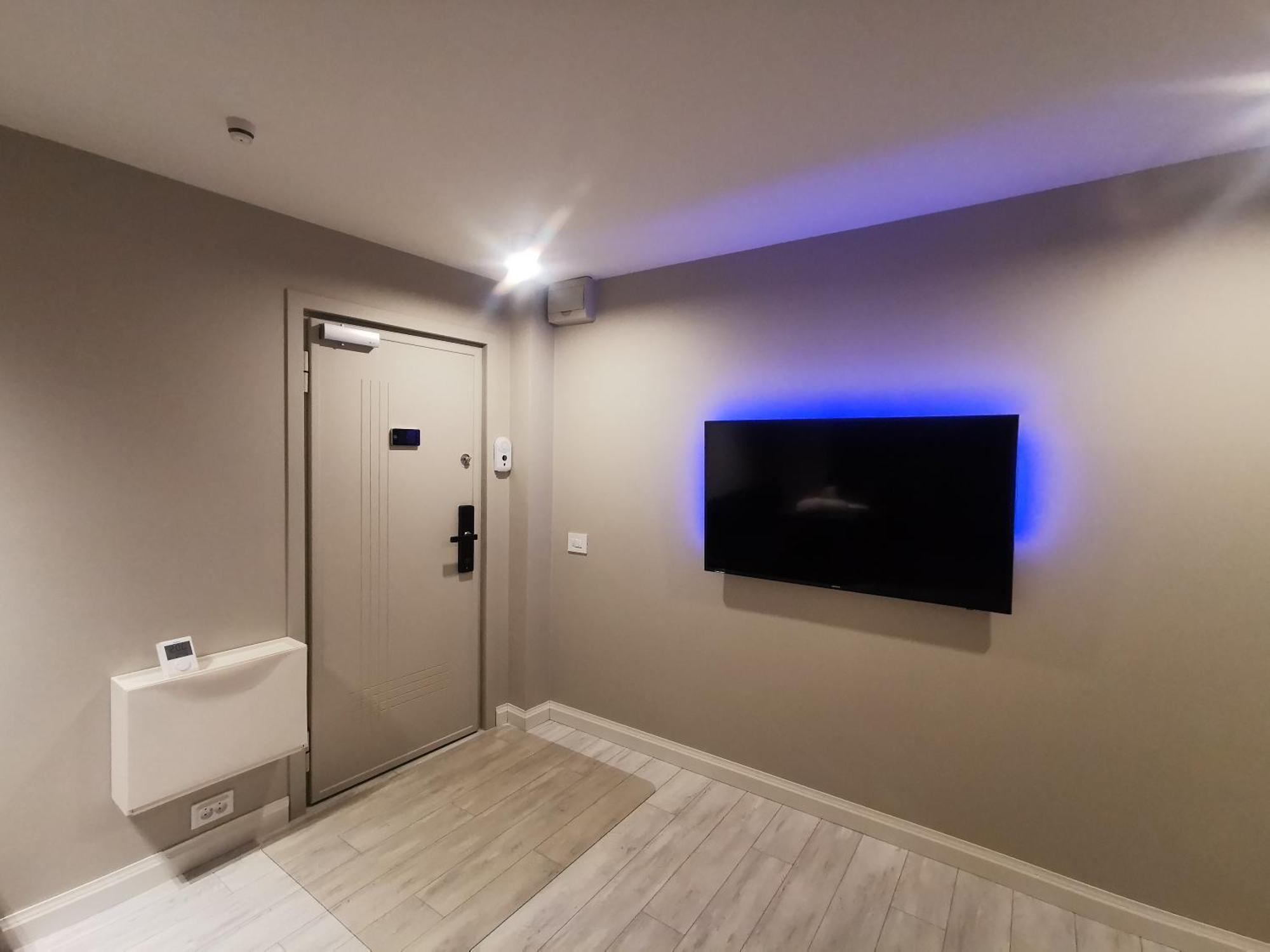 Noir Apartment Haţeg Dış mekan fotoğraf